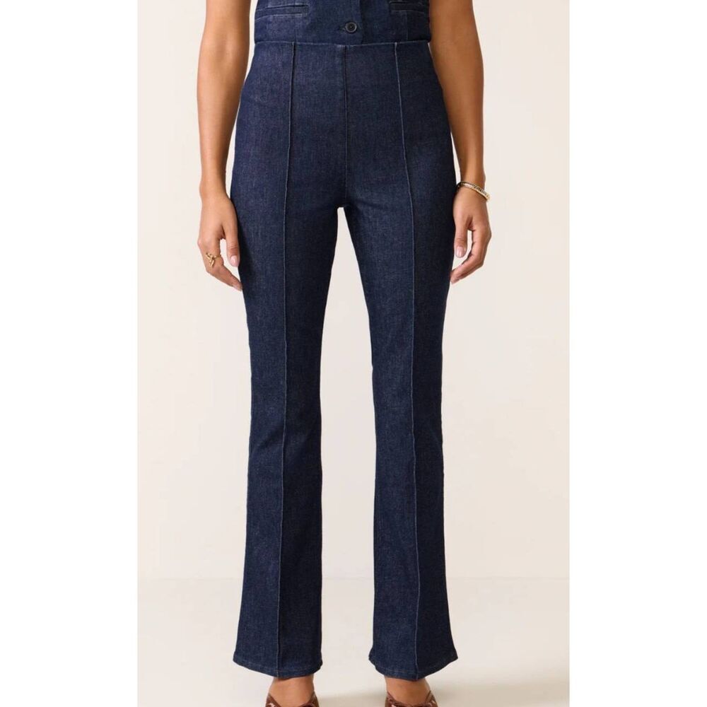 Spanx Zero waistband Micro Flare Jeans sz Medium
